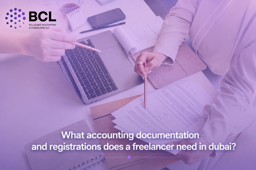 What accounting documentation and registrations does a freelancer need in dubai